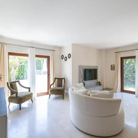 4+1 Villa Within Walking Distance To The Sea * Бодрум