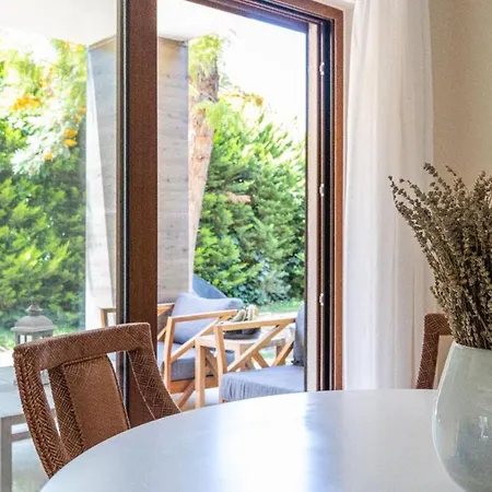 4+1 Villa Within Walking Distance To The Sea Вилла *